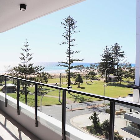 X Kirra Apartments Gold Coast Exterior photo